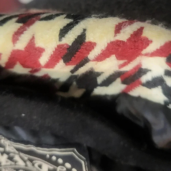 Last Kiss - Plaid Blazer- EUC - Red, Black and White Houndstooth Pattern, Size L - Picture 7 of 12